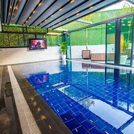 A Plus Ultra Luxury Guest House Pensionat *