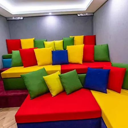 A Plus Ultra Luxury Guest House *
